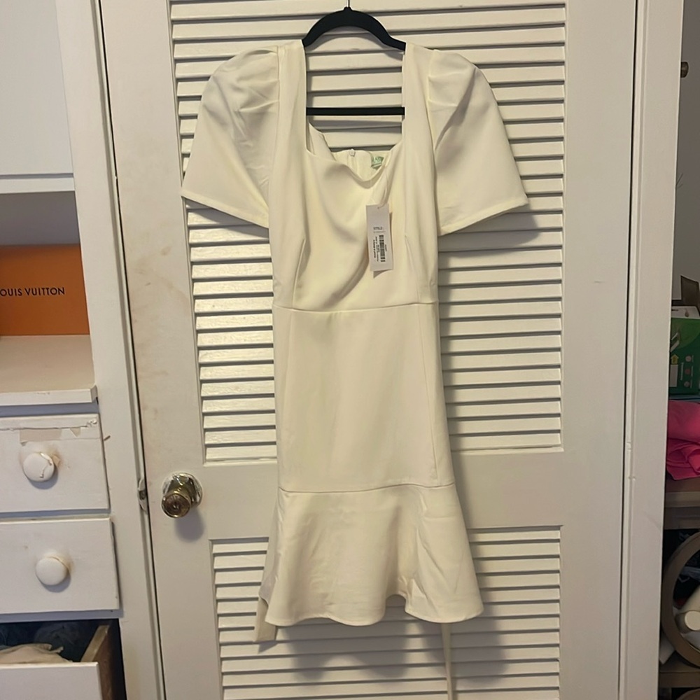 White flounced hem dress medium- Jade Melody Tam dress NWT never worn